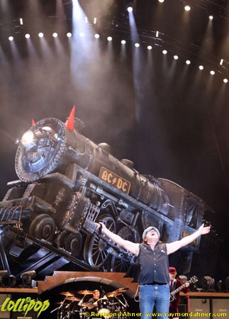 AC/DC - TD Banknorth Garden Boston, MA November 2008 | Photos by Joe Harrington