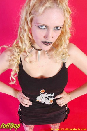 Airika | Squirrely Girl | Photos by Lew Vividere