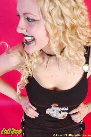 Airika | Squirrely Girl | Photos by Lew Vividere