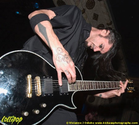 American Head Charge - Metro Chicago, IL October 2005 | Photos by Vivianne J. Odisho
