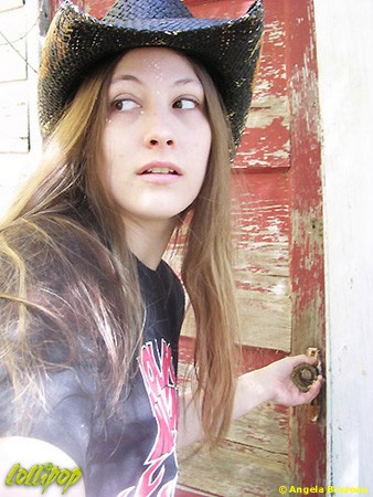 Angela | Shedevil Cowgirl