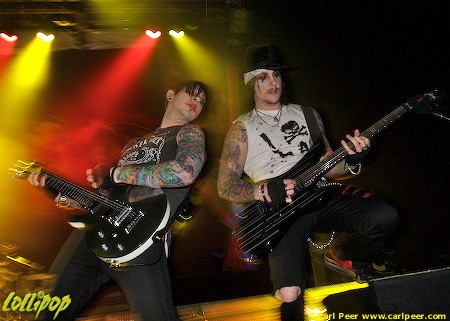 Avenged Sevenfold - Dunkin Donuts Center Providence, RI April 2006 | Photos by Carl Peer
