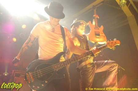 Avenged Sevenfold - Pops Sauget, IL November 2005 | Photos by Joe Howard