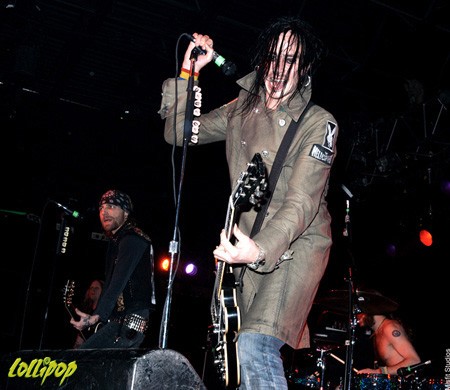 Backyard Babies - Starland Ballroom, Sayerville, NJ February 2005 | Photos by Lenny