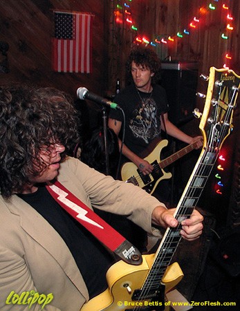 Bad Wizard - O'Brien's Pub Allston, MA August 2004 | Photos by Bruce Bettis