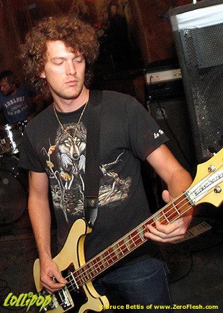Bad Wizard - O'Brien's Pub Allston, MA August 2004 | Photos by Bruce Bettis
