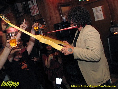 Bad Wizard - O'Brien's Pub Allston, MA August 2004 | Photos by Bruce Bettis