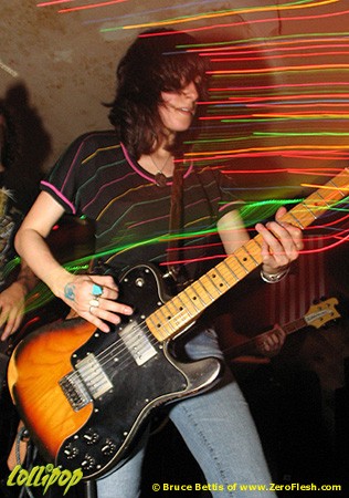 Bad Wizard - O'Brien's Pub Allston, MA August 2004 | Photos by Bruce Bettis