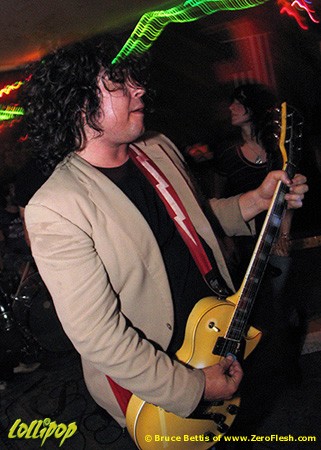 Bad Wizard - O'Brien's Pub Allston, MA August 2004 | Photos by Bruce Bettis