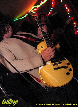 Bad Wizard - O'Brien's Pub Allston, MA August 2004 | Photos by Bruce Bettis