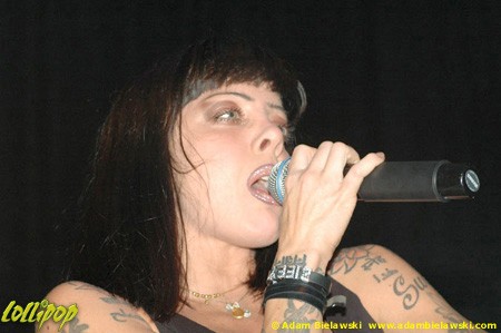Bif Naked - Durty Nellies Palatine, IL November 2005 | Photos by Adam Bielawski