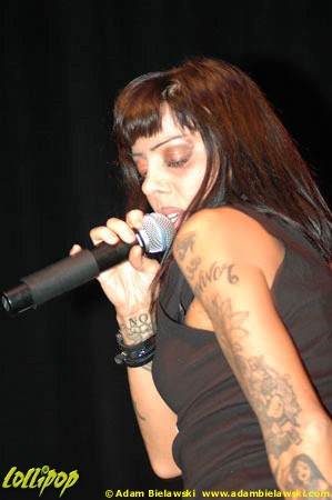 Bif Naked - Durty Nellies Palatine, IL November 2005 | Photos by Adam Bielawski