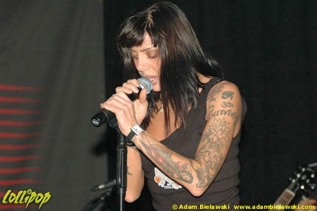 Bif Naked - Durty Nellies Palatine, IL November 2005 | Photos by Adam Bielawski