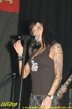 Bif Naked - Durty Nellies Palatine, IL November 2005 | Photos by Adam Bielawski