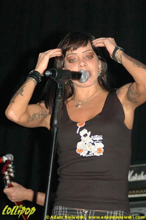 Bif Naked - Durty Nellies Palatine, IL November 2005 | Photos by Adam Bielawski