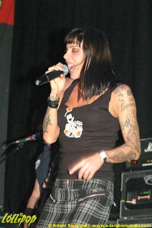 Bif Naked - Durty Nellies Palatine, IL November 2005 | Photos by Adam Bielawski
