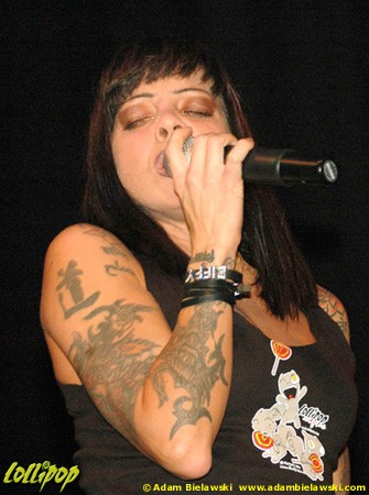 Bif Naked - Durty Nellies Palatine, IL November 2005 | Photos by Adam Bielawski