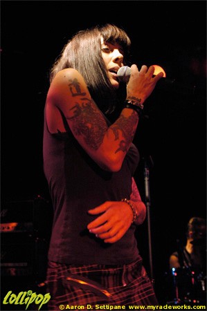 Bif Naked - The Viper Room, West Hollywood, CA November 2005 | Photos by Aaron D. Settipane