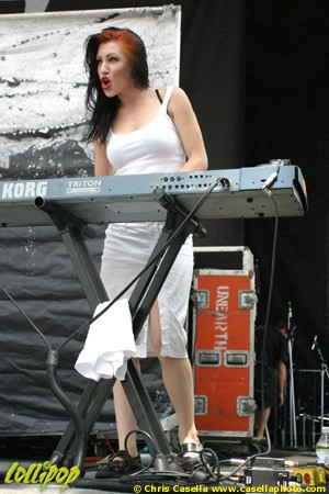 Bleeding Through - Ozzfest Columbus, OH July 2006 | Photos by Chris Casella