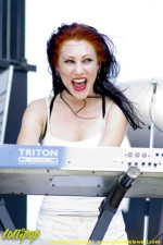 Bleeding Through - Ozzfest Tinley Park, IL July 2006 | Photos by Adam Bielawski