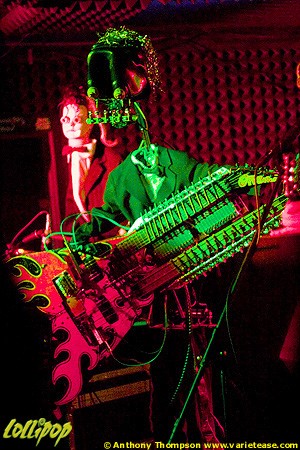 Captured By Robots - Rex's Bar West Chester, PA May 2006 | Photos by Anthony Thompson