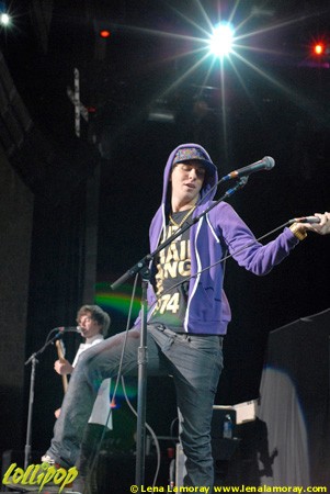 Cobra Starship - Tweeter Center Mansfield, MA May 2007 | Photos by Lena Lamoray
