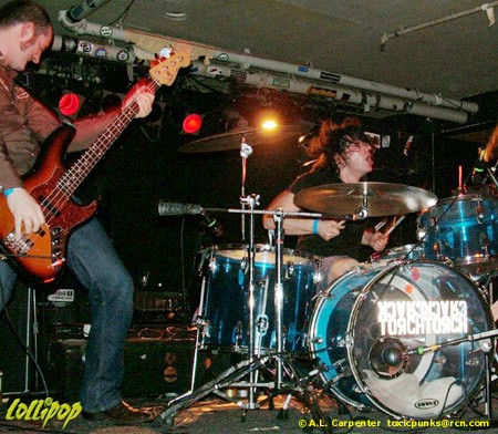 Cracktorch - Middle East Cambridge, MA February 2005 | Photos by A.L. Carpenter