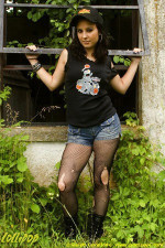 Cristina | Outdoor Fun | Photos by Ralph Cavallone