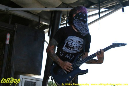 Deuce - Rockstar Uproar Fest Mansfield, MA August 2012 | Photos by Nikky Photography