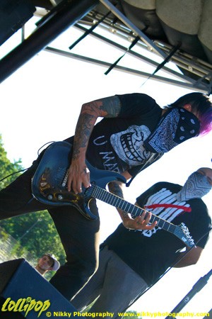 Deuce - Rockstar Uproar Fest Mansfield, MA August 2012 | Photos by Nikky Photography
