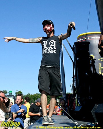 Deuce - Rockstar Uproar Fest Mansfield, MA August 2012 | Photos by Nikky Photography