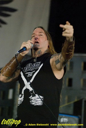 DevilDriver - Ozzfest Tinley Park, IL August 2010 | Photos by Adam Bielawski
