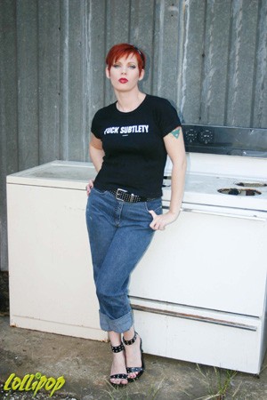 Gayle Elizabeth has a few sexy sets in the Models section.| Photo by Vanessa Hamilton