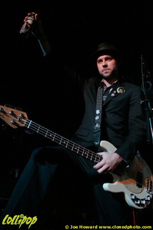 Flogging Molly - Pop's Sauget, IL March 2006 | Photos by Joe Howard