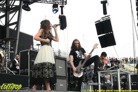 Flyleaf - Rock on the Range Columbus, OH May 2009 | Photos by Chris Casella