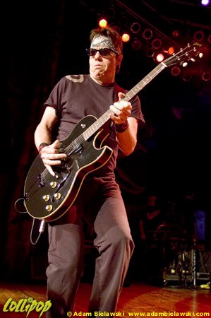 George Thorogood - House of Blues Chicago, IL July 2006 | Photos by Adam Bielawski