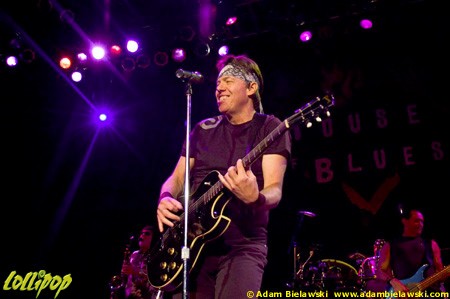 George Thorogood - House of Blues Chicago, IL July 2006 | Photos by Adam Bielawski