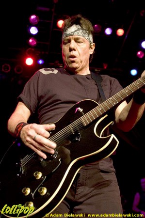 George Thorogood - House of Blues Chicago, IL July 2006 | Photos by Adam Bielawski