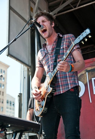 Go Radio - Warped Tour Detroit, MI July 2011 | Photos by Elise Shively