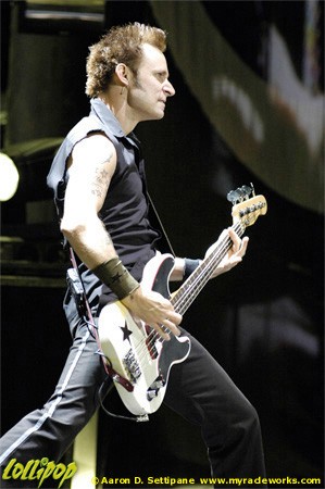 Green Day - Home Depot Center Carson, CA October 2005 | Photos by Aaron D. Settipane