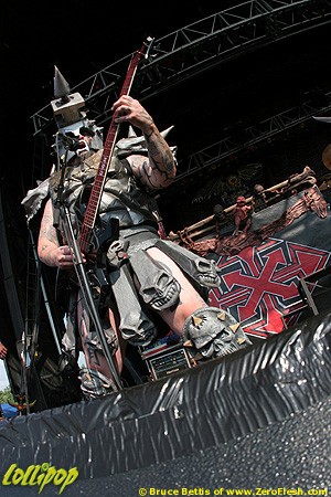 Gwar - Sounds of The Underground Mansfield, MA July 2006 | Photos by Bruce Bettis