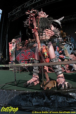 Gwar - Sounds of The Underground Mansfield, MA July 2006 | Photos by Bruce Bettis