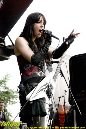 Halestorm - Rock on the Range Columbus, OH May 2009 | Photos by Adam Bielawski