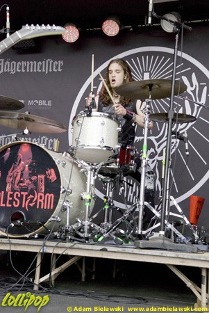 Halestorm - Rock on the Range Columbus, OH May 2009 | Photos by Adam Bielawski