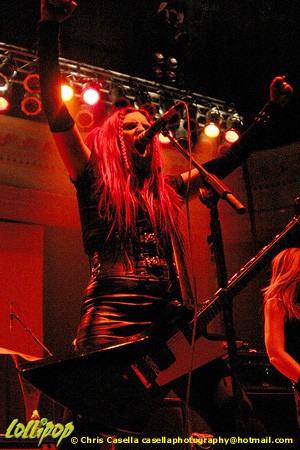 Hanzel und Gretyl - Newport Music Hall Columbus, OH December 2004 | Photos by Chris Casella