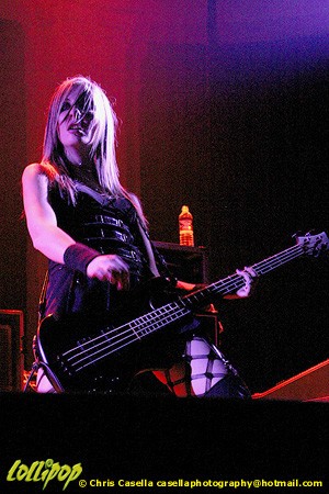 Hanzel und Gretyl - Newport Music Hall Columbus, OH December 2004 | Photos by Chris Casella