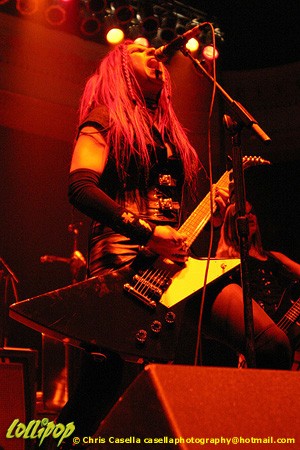 Hanzel und Gretyl - Newport Music Hall Columbus, OH December 2004 | Photos by Chris Casella