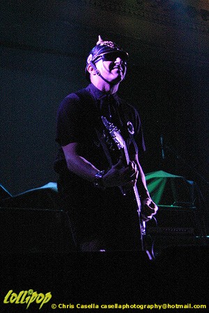 Hanzel und Gretyl - Newport Music Hall Columbus, OH December 2004 | Photos by Chris Casella