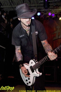 HellYeah - Pearl Room Mokena, IL February 2008 | Photos by Adam Bielawski