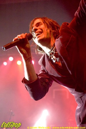 Hinder - Congress Theatre Chicago, IL January 2007 | Photos by Adam Bielawski